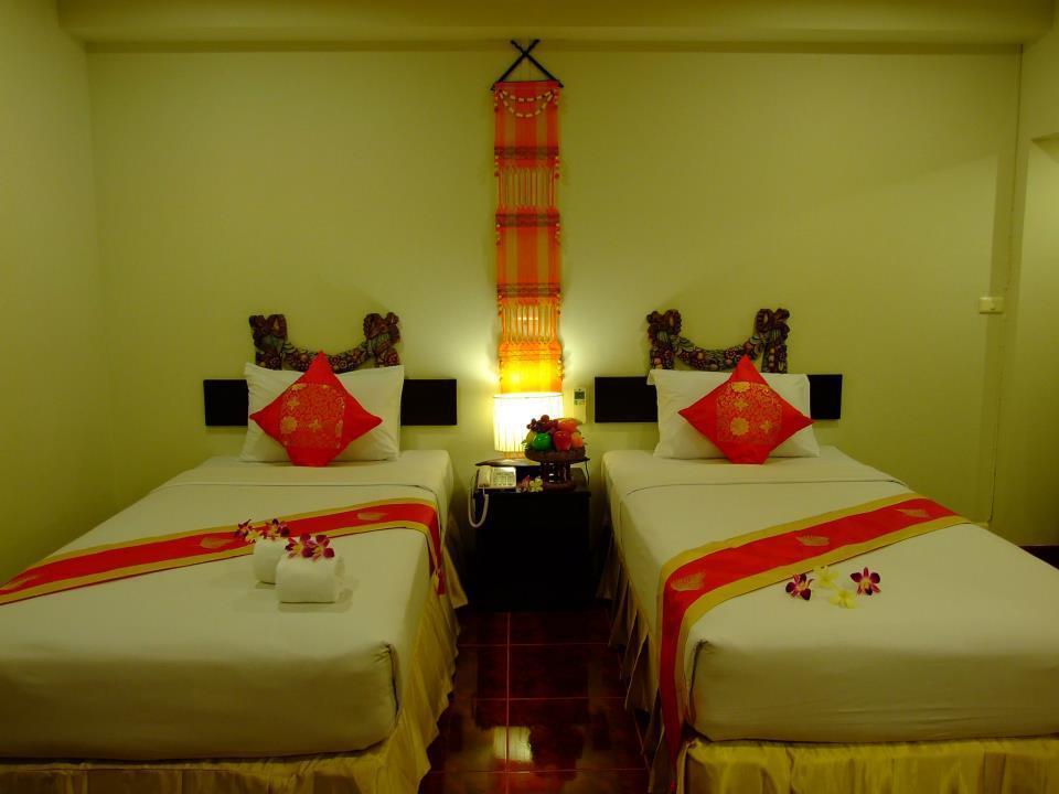 Win Place Hotel Chiang Mai Luaran gambar