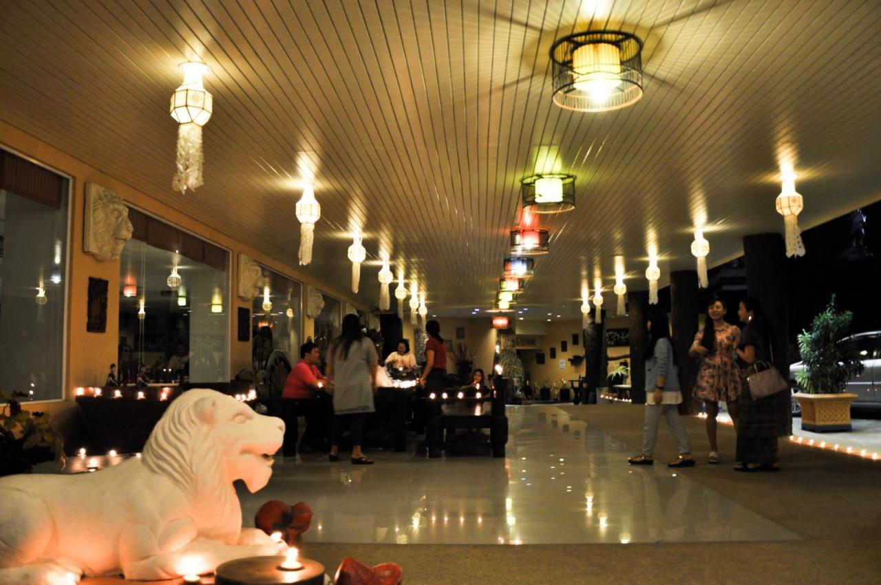 Win Place Hotel Chiang Mai Luaran gambar