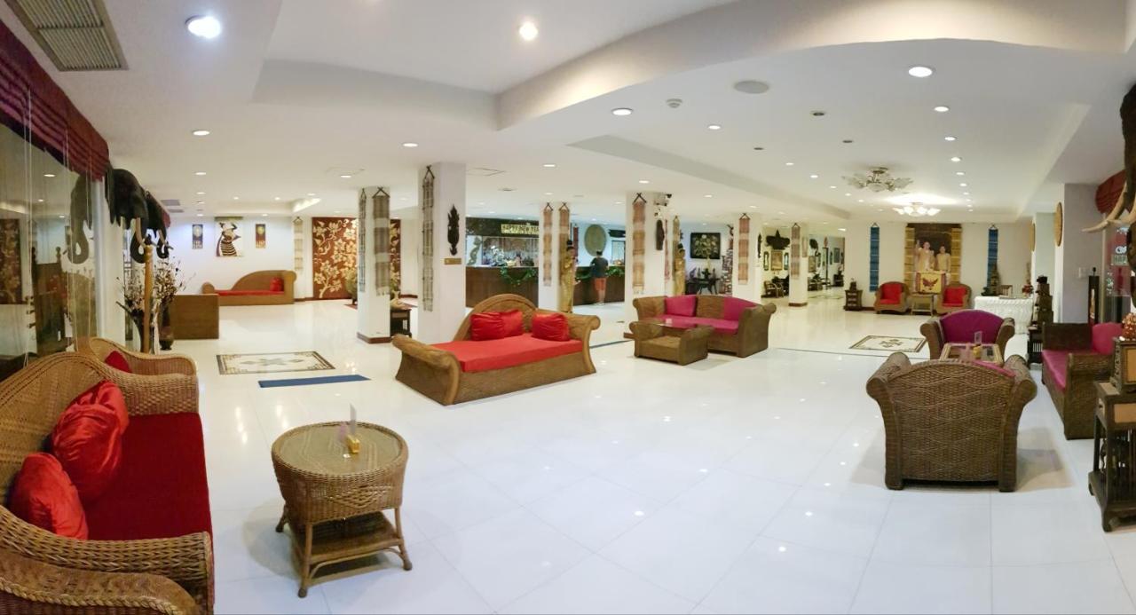 Win Place Hotel Chiang Mai Luaran gambar
