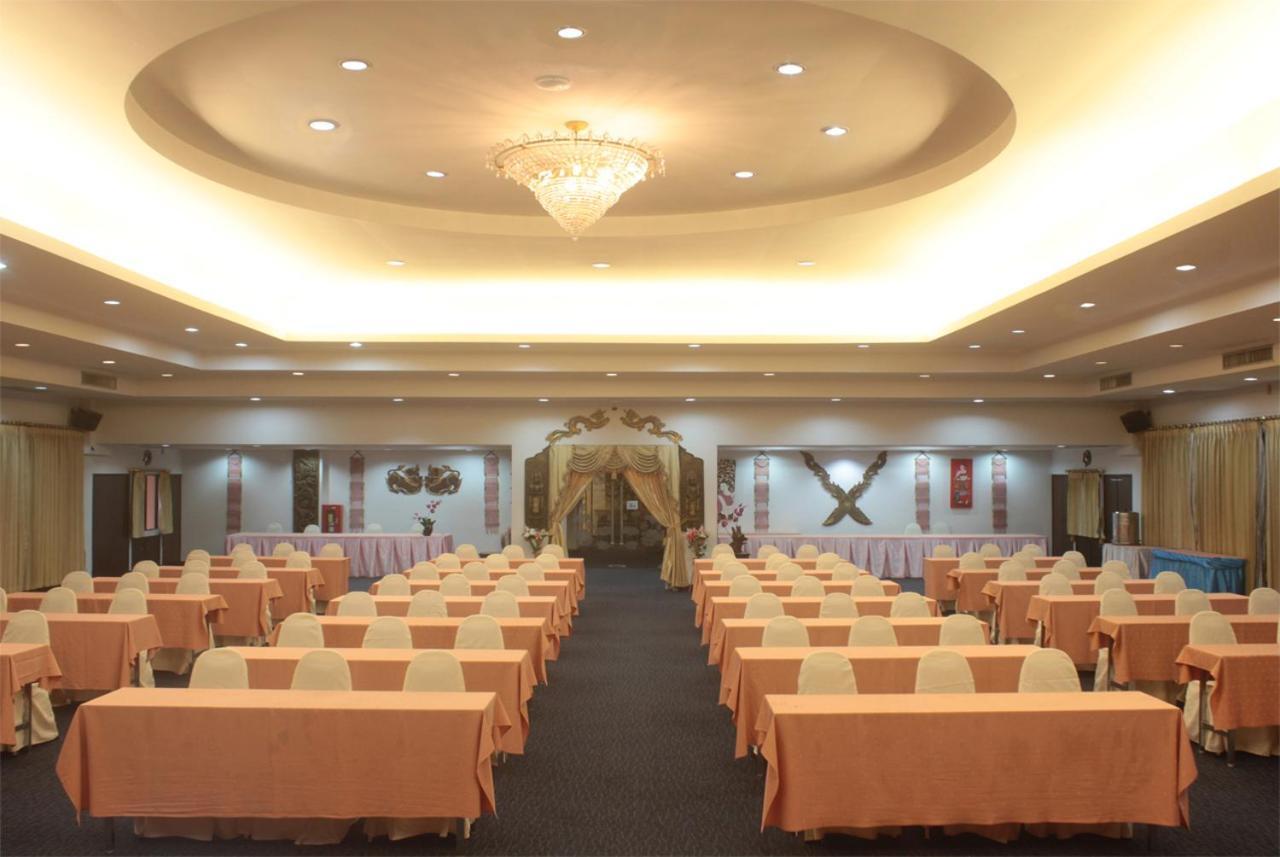 Win Place Hotel Chiang Mai Luaran gambar