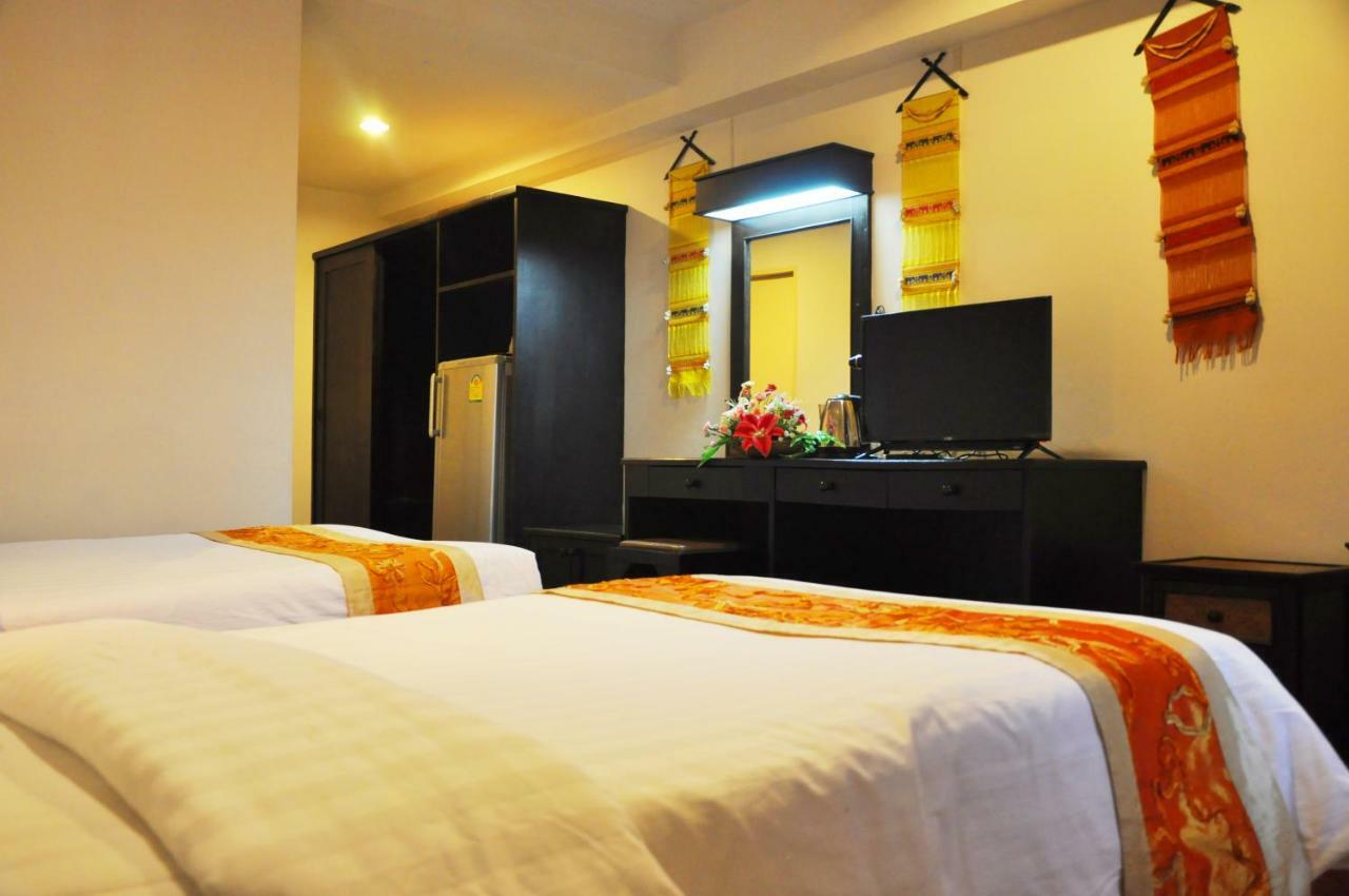 Win Place Hotel Chiang Mai Luaran gambar